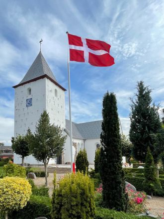 Flagstang Ansager kirke